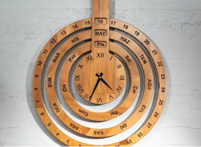  Luxuriös Holz Wanduhr im Vintage Stil mit antikem Finish und Pendel